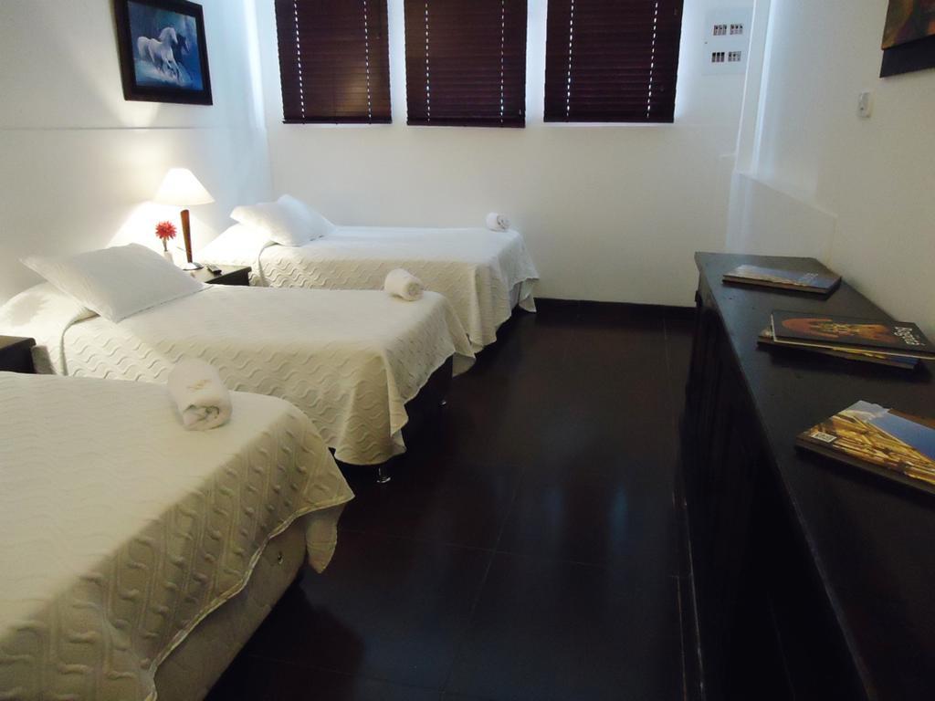 Hotel Estadio 63C Bogotá Pokoj fotografie